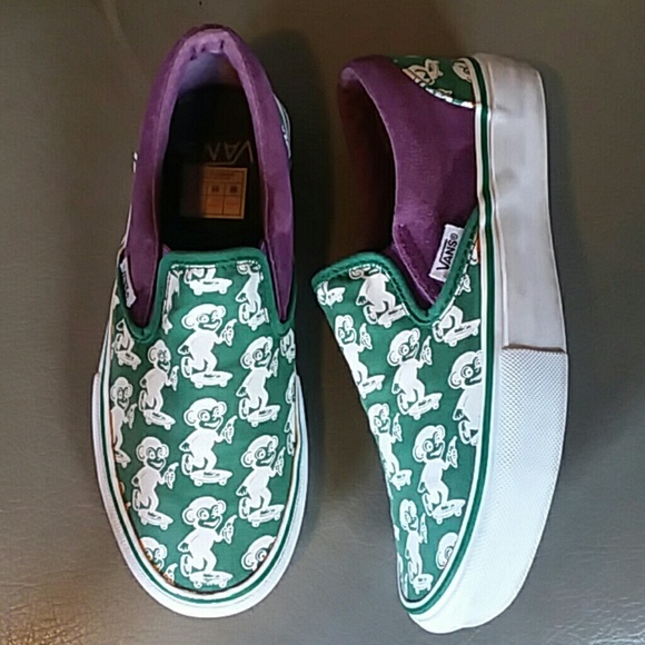Vans Shoes - Vans- Monkey on Skateboard print